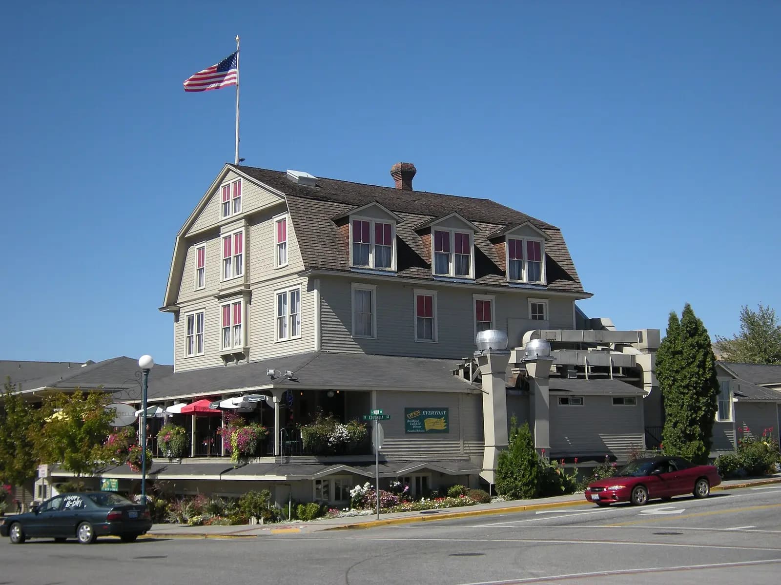 Chelan, Washington: Chelan, WA   Campbell's