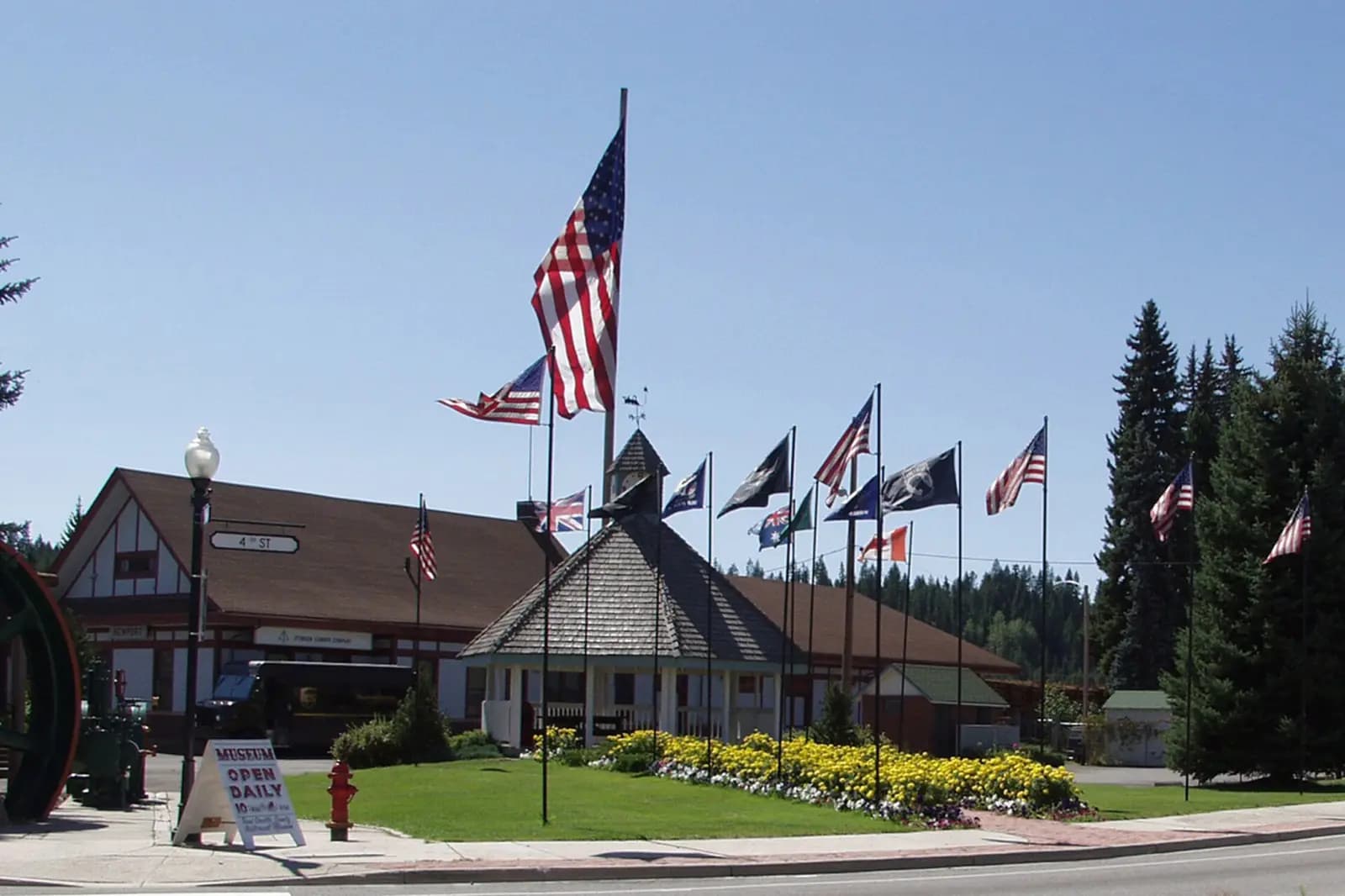 Newport, Washington: PendOreilleCtyHistMus NewportWA