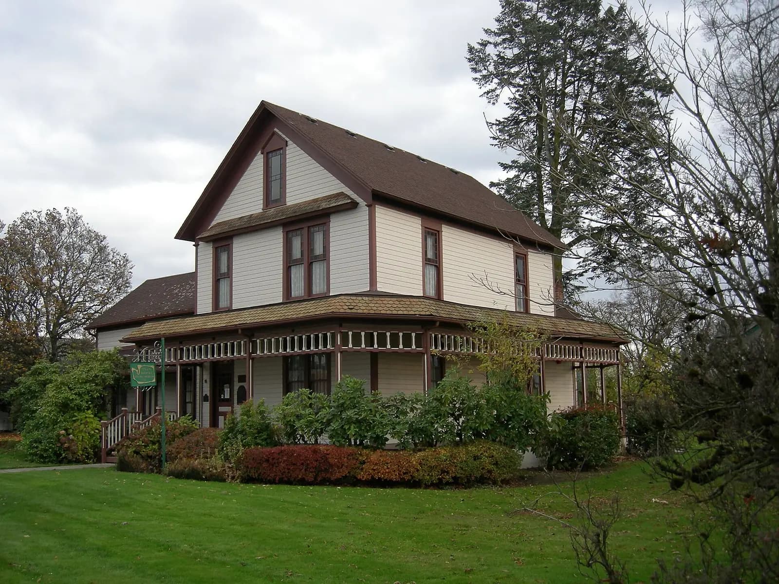 Sumner, Washington: Sumner WA   Ryan House 01