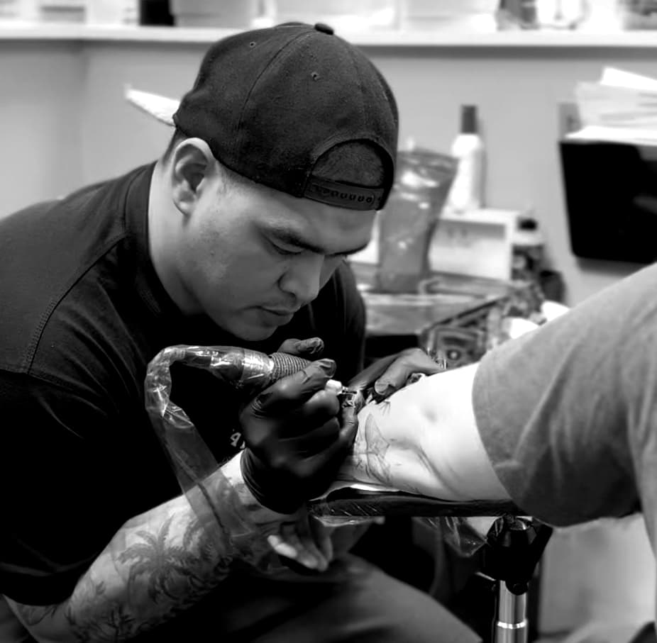 Tren Carl, from The Needle Lounge’s website