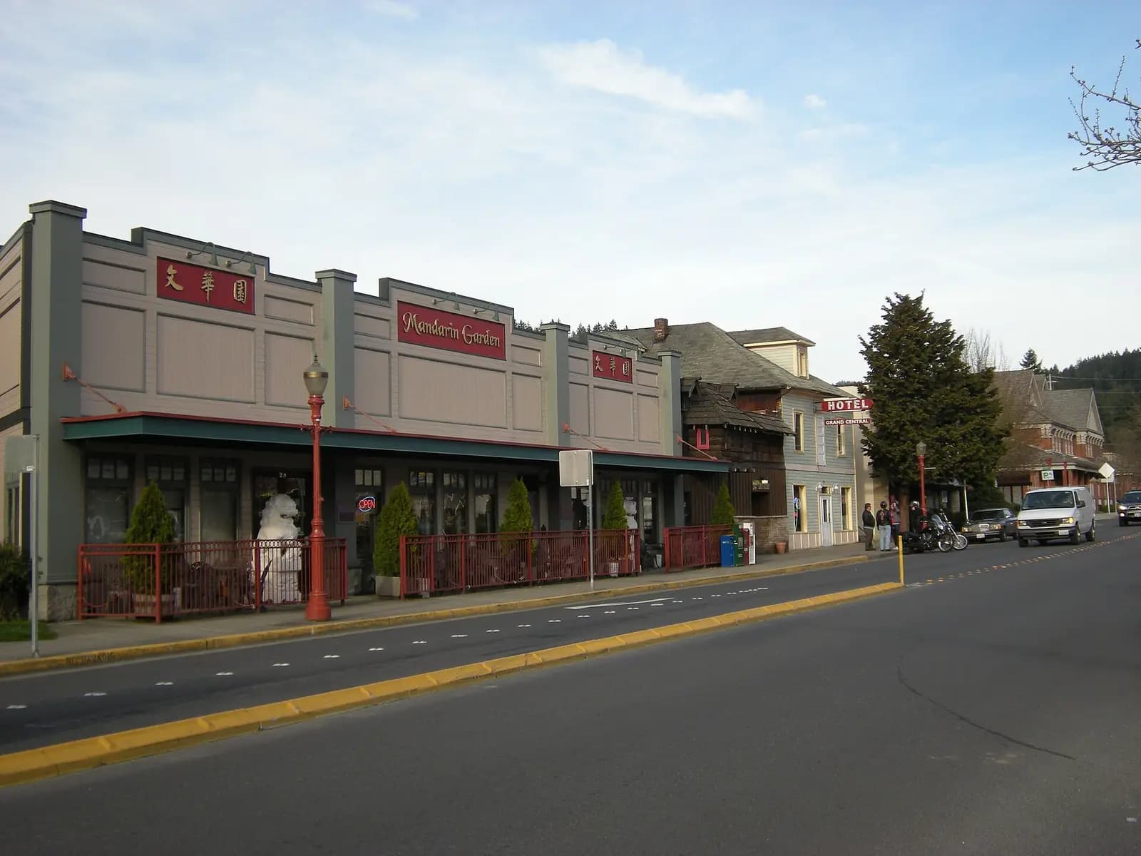 Issaquah, Washington: Issaquah Sunset Way 01