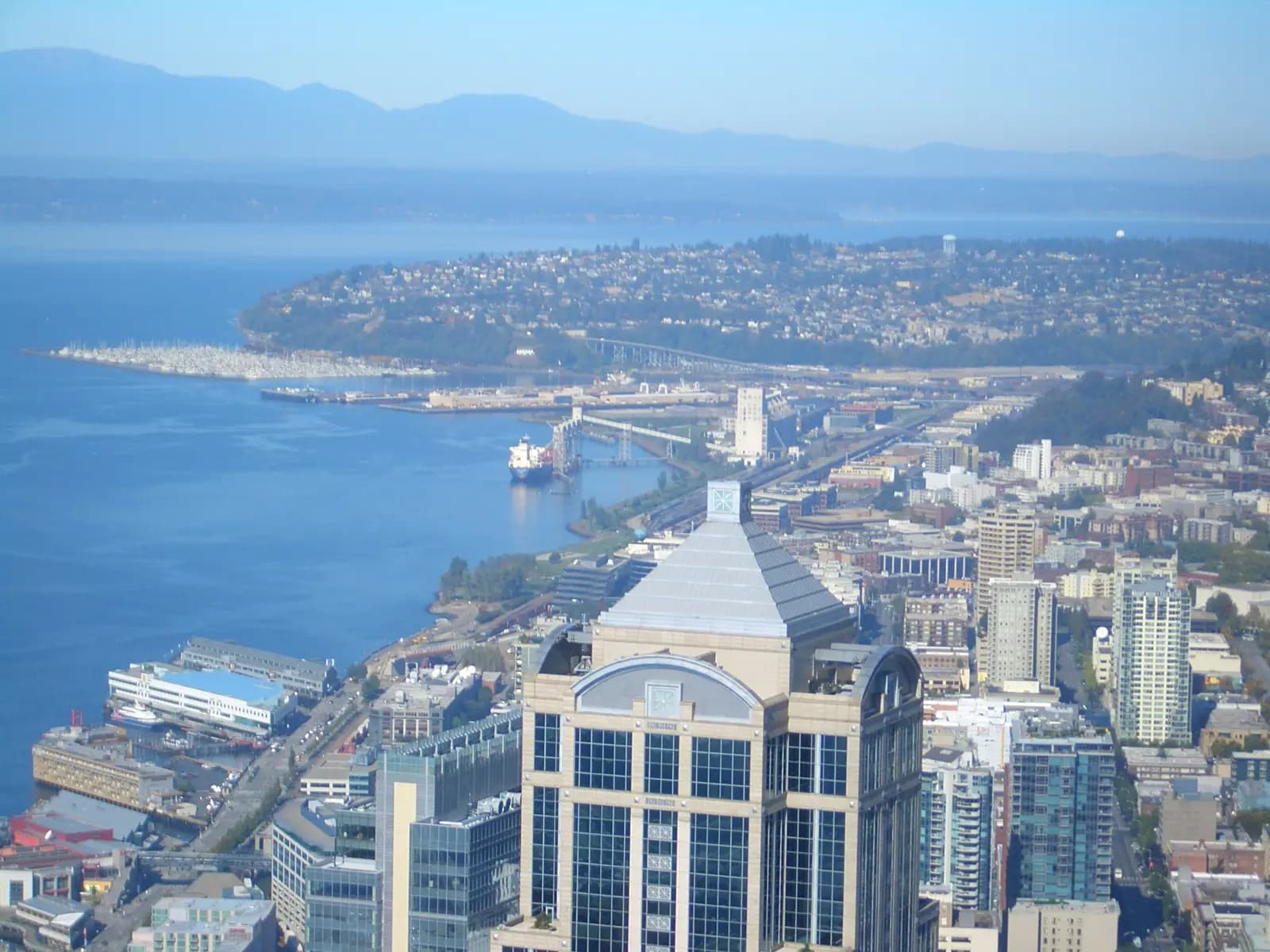 Magnolia, Seattle: Seattle Columbia look north 2319