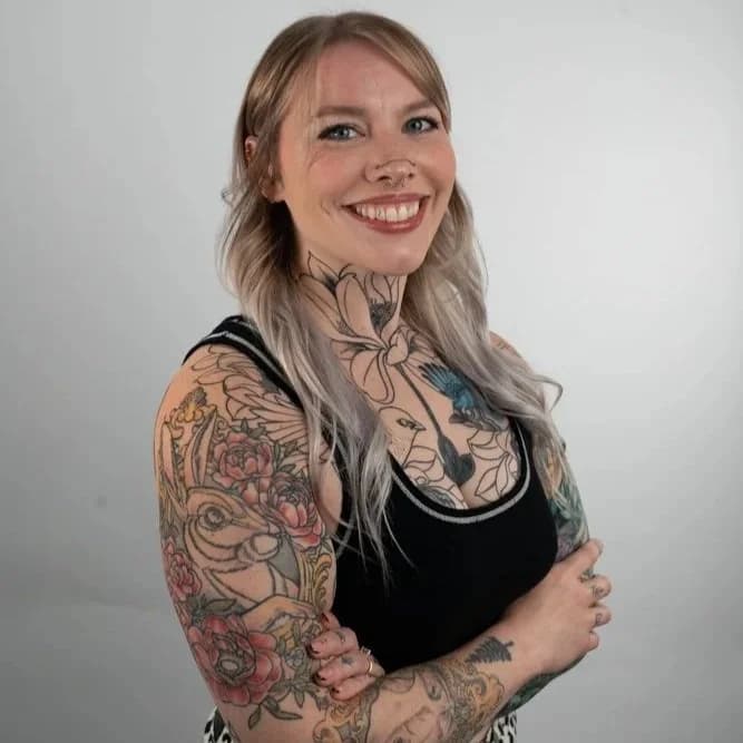 Rachel Lincoln, from Auralite Art Collective’s website